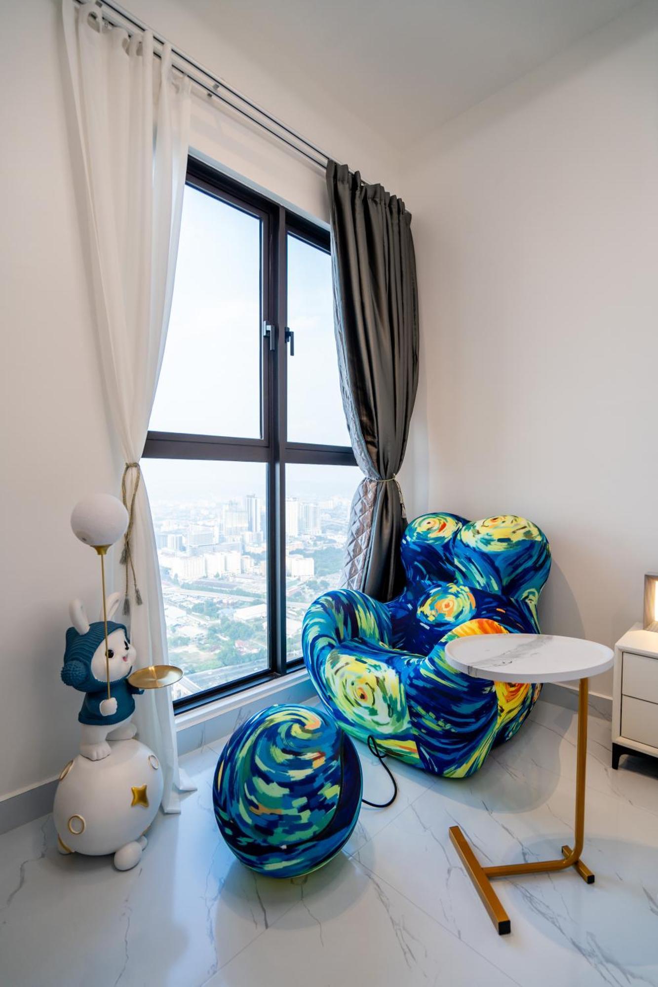 Skyscraper 65 Kl Highest Outdoor Bathtub Luxury Lavish Designer Suite Penthouse Lv65 Kuala Lumpur Exterior photo